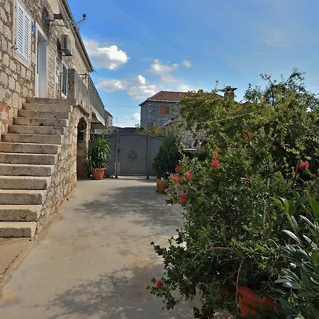 House Tihana Σπίτι διακοπών Donje Selo na Šolti