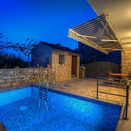 House Tihana
